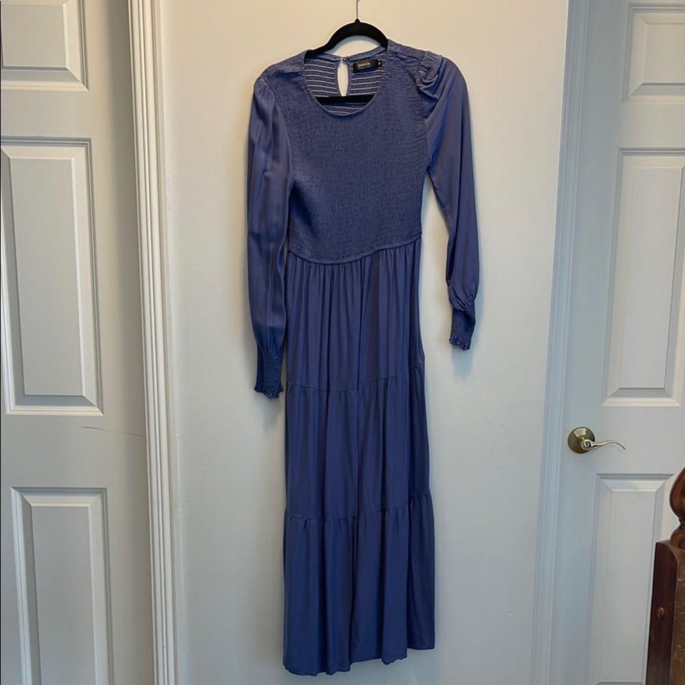 Elegant Blue Long Sleeve Dress